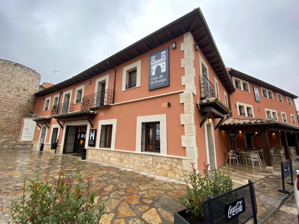 Hostal Restaurante Villa de Brihuega Exterior foto